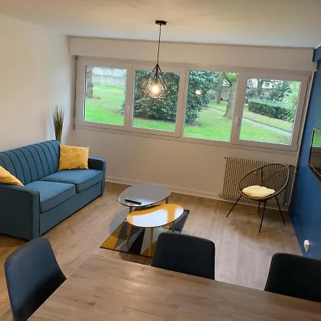 Du Parc Apartment